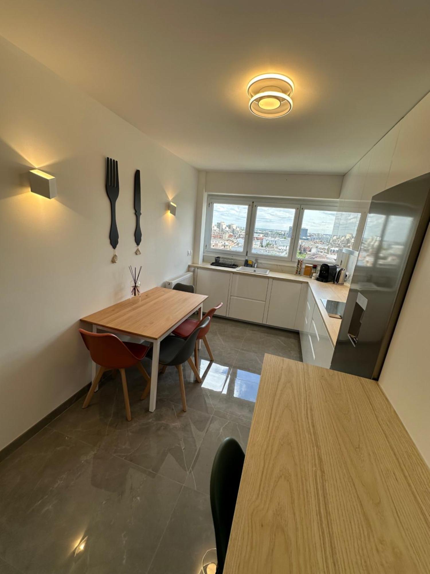 Paris Pantin Magnifique Appartement 4 Pieces De 108M2 Avec 2 Parking Interieur - Tres Cosy Pour 1 A 12 Personnes - Entierement Refait A Neuf Entire Apartment Luxurious And Warm - Pantin Paris 19 Eme Free Wifi Gratuit Екстер'єр фото