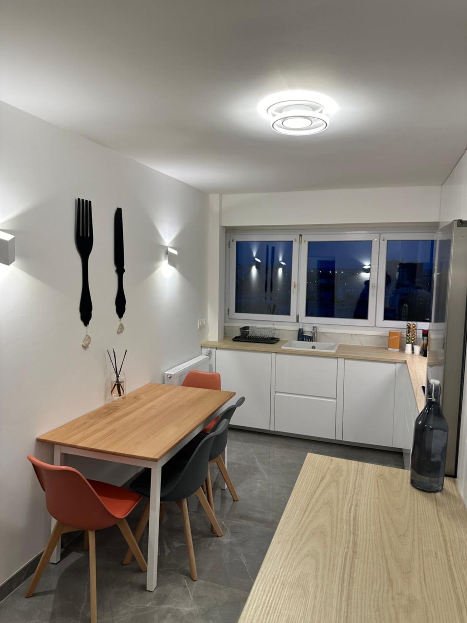 Paris Pantin Magnifique Appartement 4 Pieces De 108M2 Avec 2 Parking Interieur - Tres Cosy Pour 1 A 12 Personnes - Entierement Refait A Neuf Entire Apartment Luxurious And Warm - Pantin Paris 19 Eme Free Wifi Gratuit Екстер'єр фото